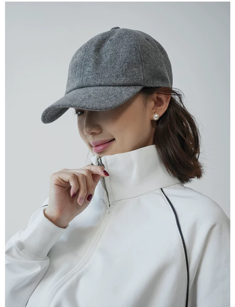 "The King's Gift" Ultra-fine Woolen Cotton Cap for Old Money New Riches - Versatile Casual Round Brim Baseball Cap