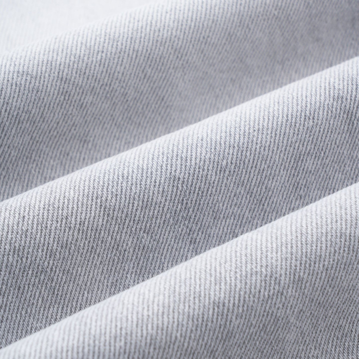 "25 years!" Classic "Green Label Waist tag" grayish-white washed straight-leg versatile jeans